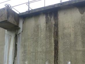 Leaking joints at sewage works